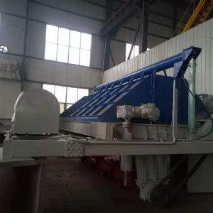 齒耙式翻堆機(jī)