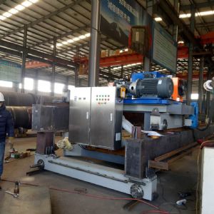 正在生產(chǎn)加工車(chē)間